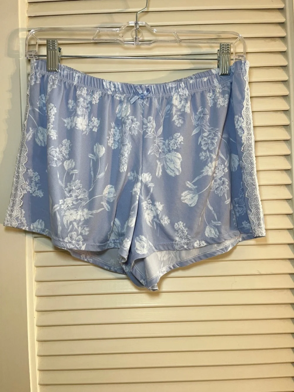 Laura Ashley laura ashley